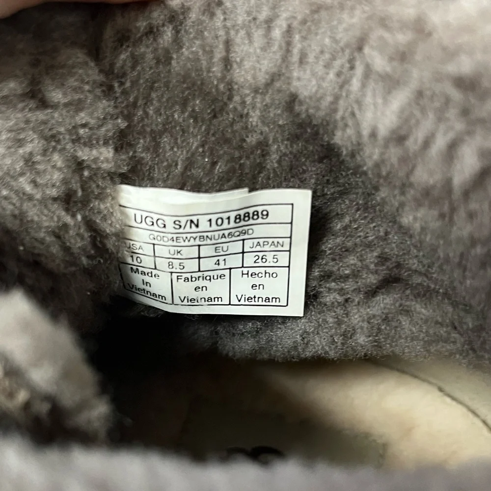 UGG Alasdair Brown Shearling Lined Lace Up Ankle Boots Size 10 - Picture 8 of 11